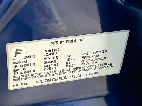 Used 2022 Tesla Model Y Long Range AWD/4WD image 30