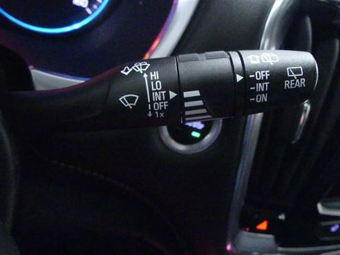 Used 2019 Chevrolet Traverse LT w/ LT Premium Package image 21