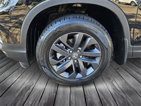 Used 2022 Honda Ridgeline Sport image 9