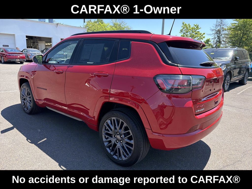 Used 2022 Jeep Compass Limited w/ (RED) Package AWD/4WD image 3