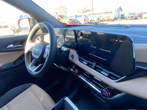 New 2026 Chevrolet Equinox ACTIV image 38