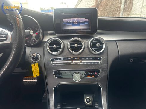 Used 2015 Mercedes-Benz C 300 4MATIC Sedan w/ Sport Package image 27