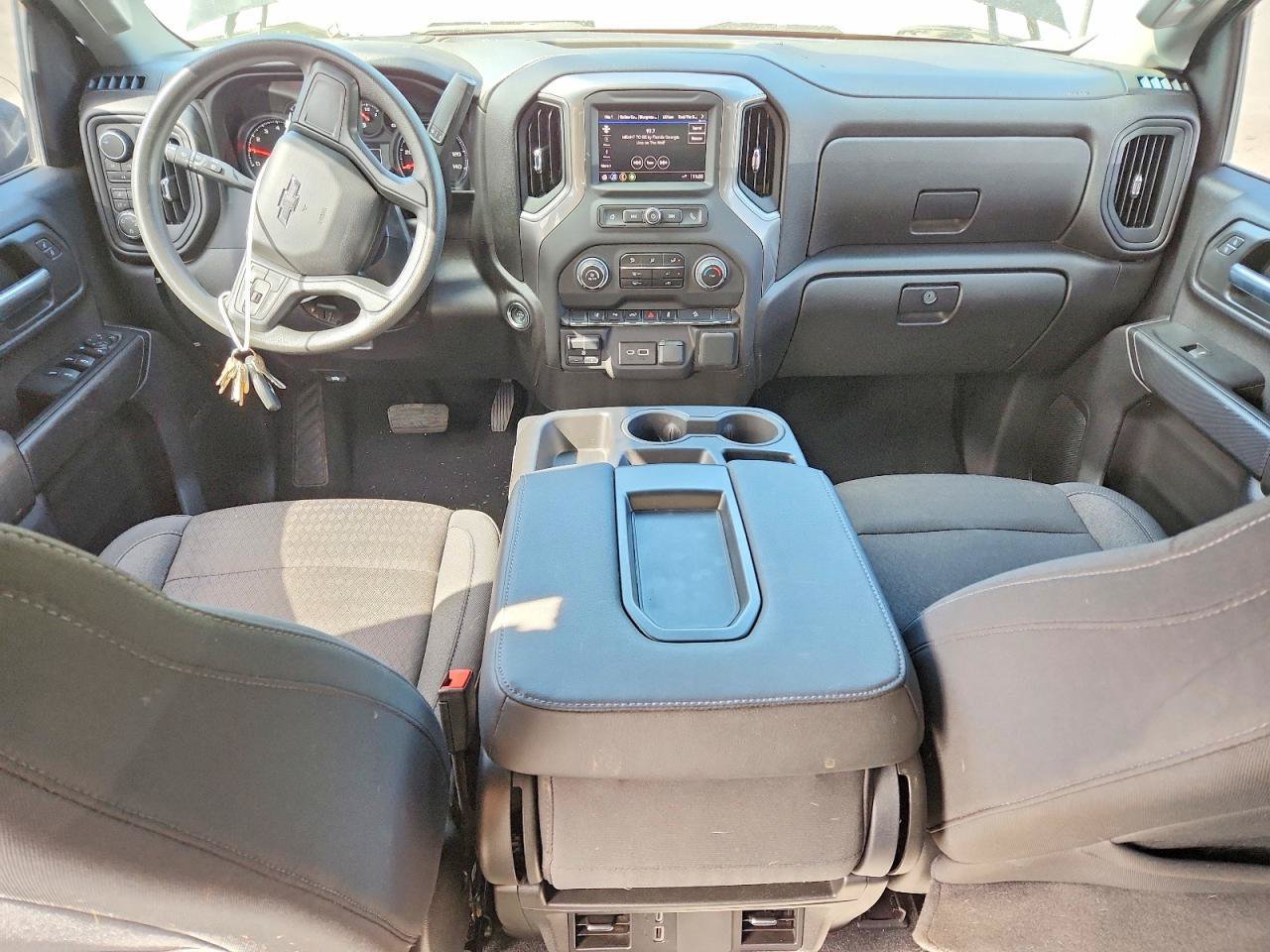 Used 2025 Chevrolet Silverado 2500 Custom w/ Custom Value Package AWD/4WD image 7