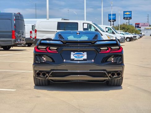 Used 2024 Chevrolet Corvette Stingray Preferred Cpe w/ Z51 Performance Package RWD image 6