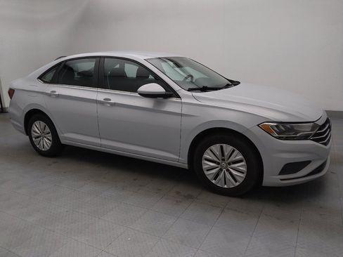 Used 2019 Volkswagen Jetta S w/ Driver Assistance Package image 11