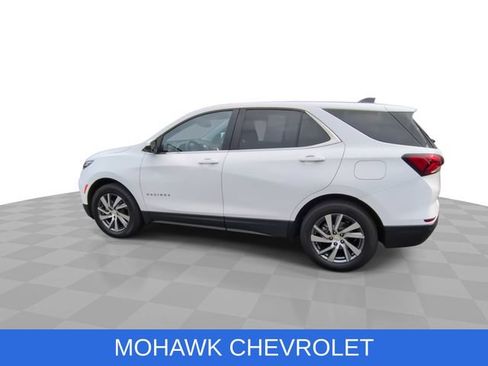 Used 2024 Chevrolet Equinox LT AWD/4WD image 6
