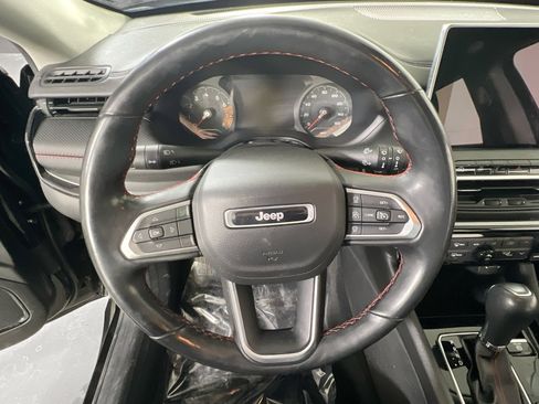 Used 2022 Jeep Compass Trailhawk w/ Trailhawk Convenience Group image 11