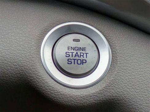 Used 2020 Hyundai Elantra Value Edition image 31