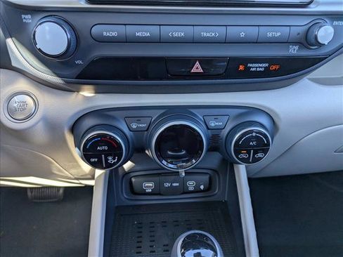 New 2026 Hyundai Venue SEL image 19