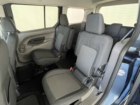 Used 2020 Ford Transit Connect XLT image 44