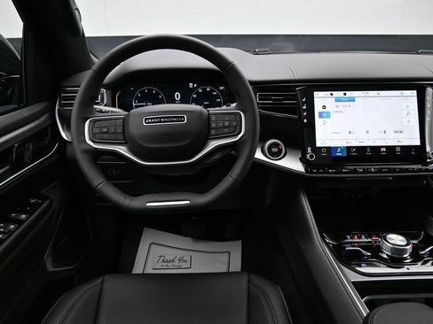 New 2026 Jeep Grand Wagoneer L Limited AWD/4WD image 14