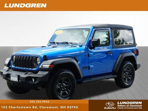 Used 2025 Jeep Wrangler Sport AWD/4WD image 31
