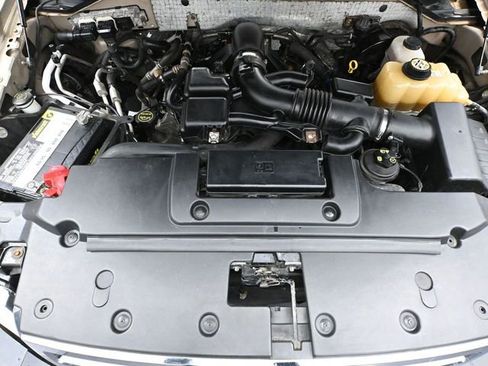 Used 2007 Ford Expedition XLT image 45