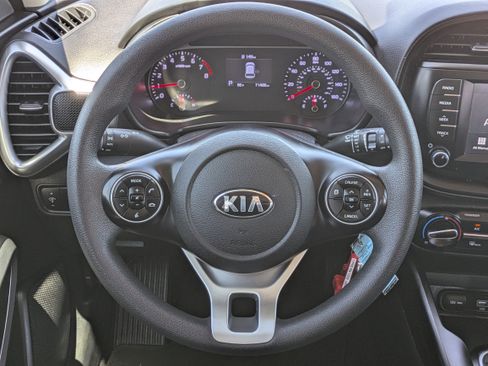 Used 2021 Kia Soul LX FWD image 21