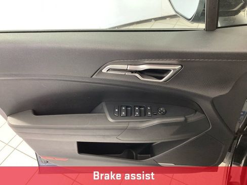 Used 2025 Kia Sportage LX image 13