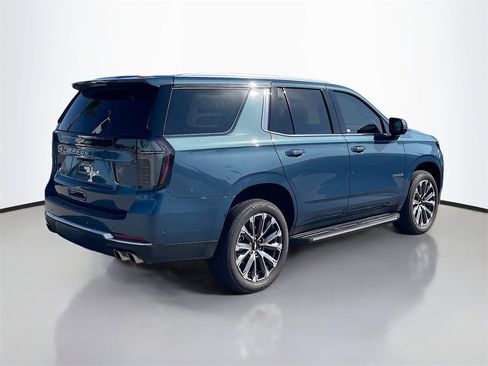 Used 2025 Chevrolet Tahoe High Country image 7