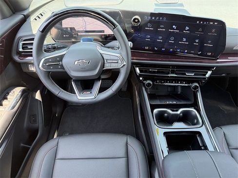 New 2026 Chevrolet Traverse Z71 w/ Enhanced Driving Package image 12