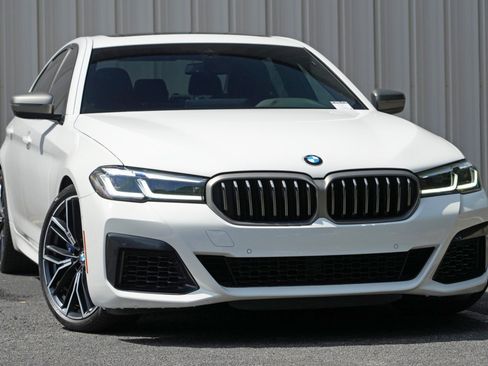 Used 2023 BMW M550i xDrive AWD/4WD image 4