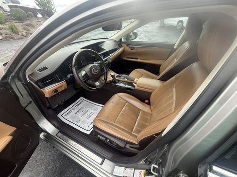 Used 2016 Lexus ES 350 FWD image 14