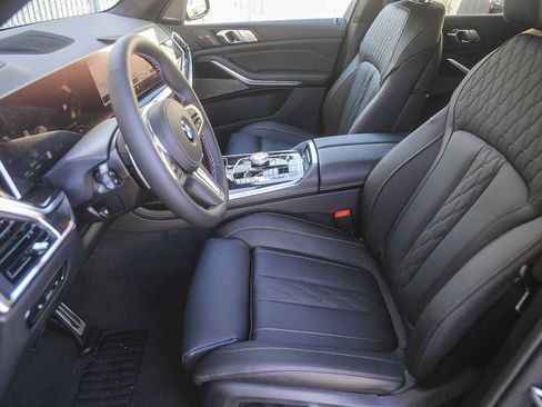 New 2026 BMW X7 M60i image 14