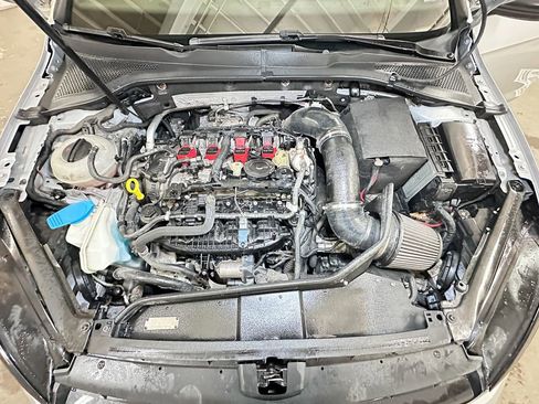 Used 2016 Volkswagen Golf 4-Door image 52