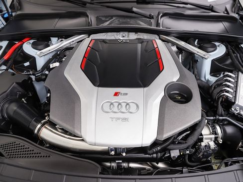 Used 2023 Audi RS 5 Sportback AWD/4WD image 34