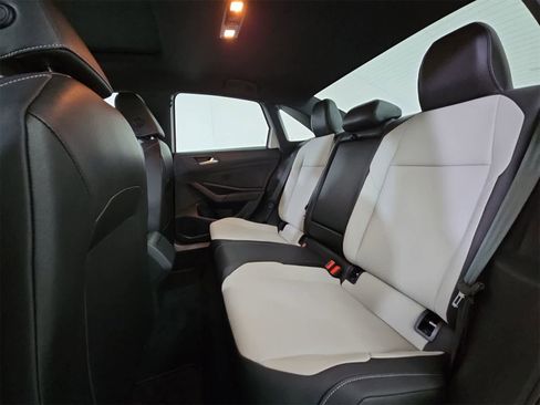 Certified 2020 Volkswagen Jetta R-Line image 20