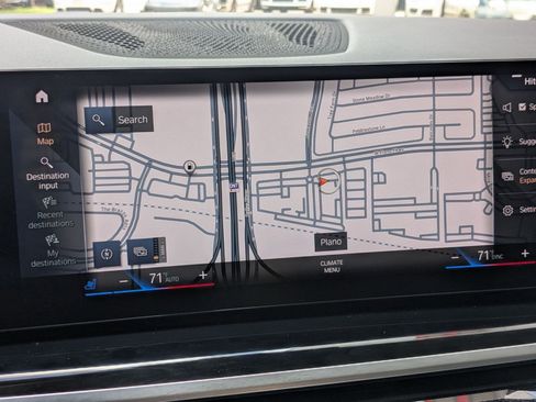 Used 2023 BMW X7 xDrive40i image 17