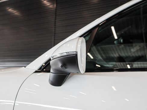 Certified 2026 Porsche Cayenne AWD/4WD image 27