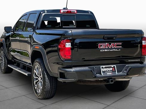 Used 2025 GMC Canyon Denali AWD/4WD image 12