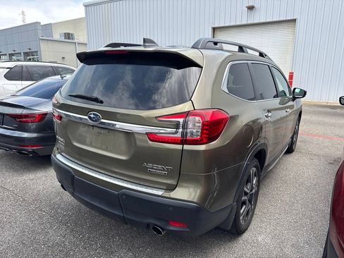 Used 2025 Subaru Ascent Touring w/ Popular Package #1 AWD/4WD image 9