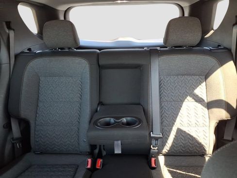 Used 2024 Chevrolet Equinox LT FWD image 17
