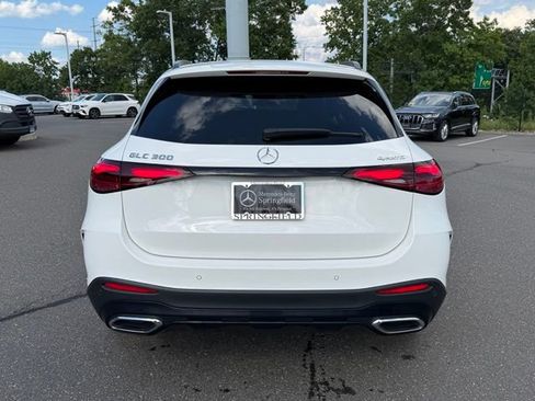 Used 2024 Mercedes-Benz GLC 300 4MATIC image 6