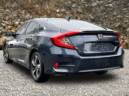 Used 2018 Honda Civic Touring image 11