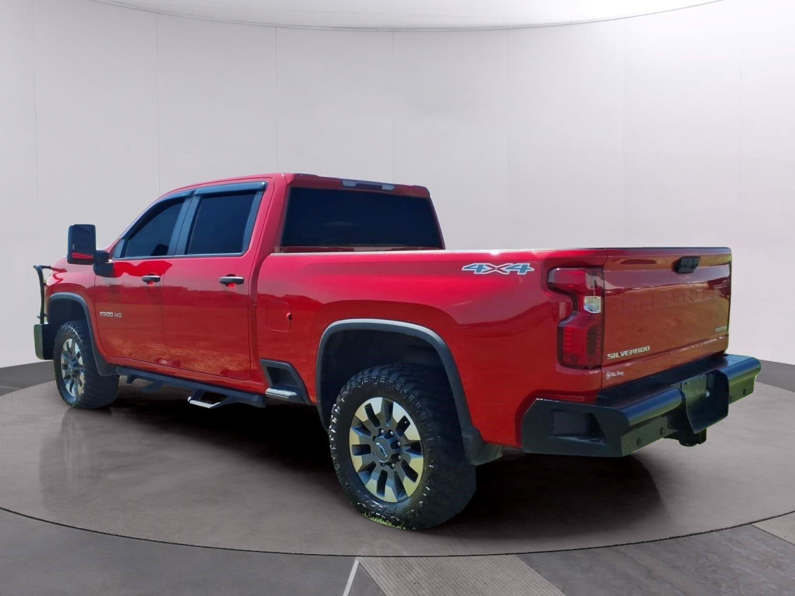 Used 2024 Chevrolet Silverado 2500 Custom w/ Custom Value Package AWD/4WD image 3