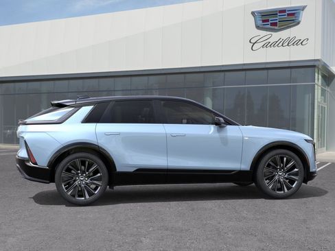 New 2025 Cadillac Lyriq Sport w/ LPO, Floor Liner Package image 6