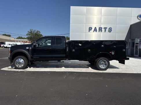 New 2026 Ford F550 4x4 Supercab Super Duty w/ XLT Value Package image 6