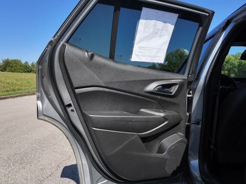 Used 2024 Chevrolet Trax RS w/ Driver Confidence Package image 23