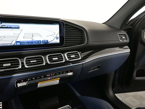 New 2026 Mercedes-Benz GLS 450 4MATIC image 13