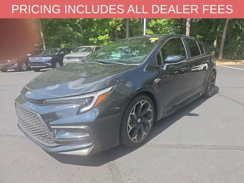 Used 2025 Toyota Corolla FX w/ Convenience Package FWD image 3