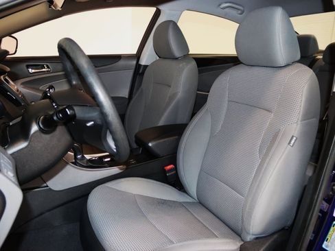 Used 2013 Hyundai Sonata GLS w/ Popular Equipment Pkg FWD image 34