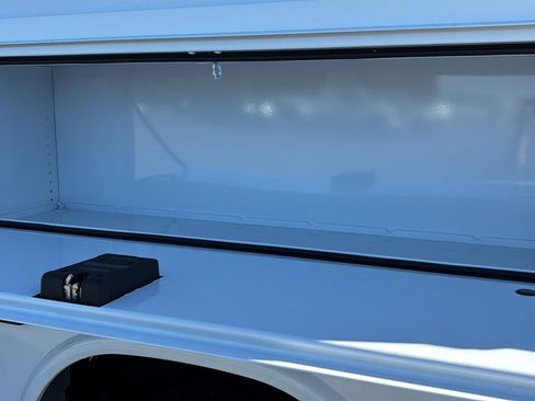 New 2025 GMC Savana 3500 w/ Power Convenience Package RWD image 29