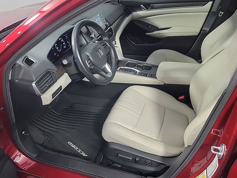 Certified 2021 Honda Accord Touring image 17