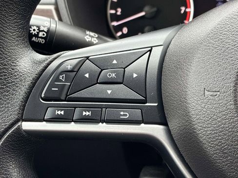 Used 2023 Nissan Altima 2.5 SV FWD image 25