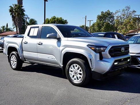 Used 2024 Toyota Tacoma SR5 image 6