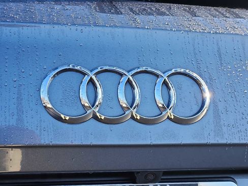 Used 2018 Audi Q5 2.0T Premium Plus w/ Premium Plus Package image 29