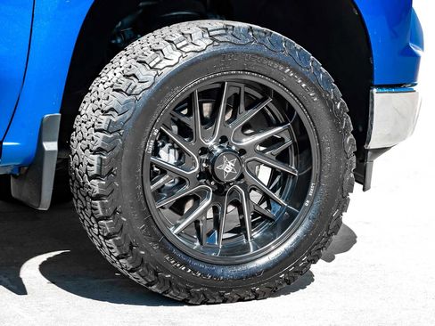 Used 2022 Chevrolet Silverado 1500 LT image 53