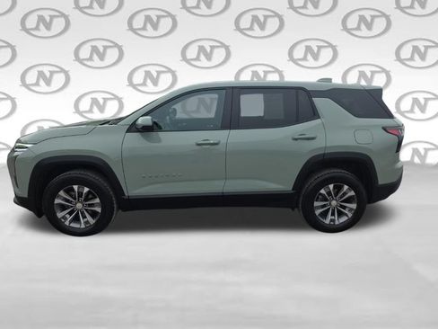 Used 2025 Chevrolet Equinox LT AWD/4WD image 9
