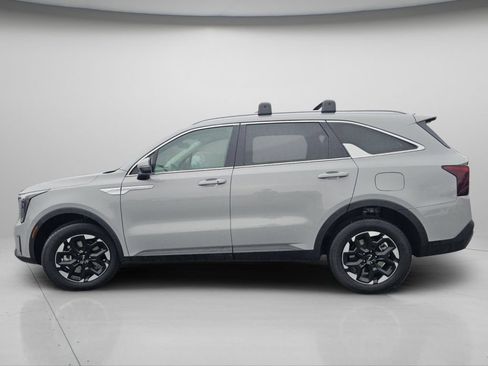 Used 2024 Kia Sorento S w/ Panoramic Sunroof Package image 22