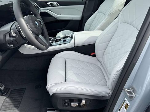 New 2026 BMW X5 xDrive40i w/ M Sport Package AWD/4WD image 14